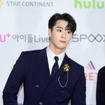 <b>수트</b>빈 미친다 진짜…