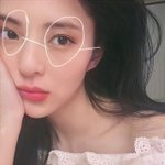 <b>한소희</b> 눈