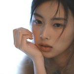 강혜원 이 화장 <b>찰떡</b>이던데 웜톤인거지?
