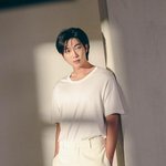 [방탄소년단] <b>현생</b>도 아직 안끝났는데 저런 자극적인 사진을......