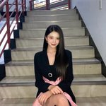 클라씨 원<b>지민</b> 뒤에 계단 휜거머야..?