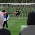 카타르 자원봉사자에게 몸개그 보여준 이강인