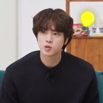 김석진 입술 너무 이쁜거같아