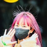 [뉴진스] 애들 머리 가발 아니고 찐 <b>염색</b>인가 보다