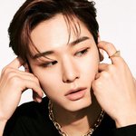 이주연 <b>프라다</b> 하 ...