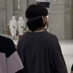 정콩이 카타르에서 산 머리띠 맘에 들었나봄