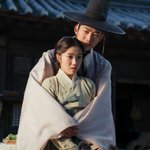 청룡영화상 김혜윤과 옥택연의 <b>서사</b>