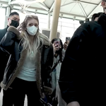 [걸그룹] 전소미, '2022 <b>MAMA</b>' 출국··· 러블리 시