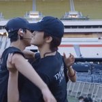 [NCT드림] 맠런 개발리는거 <b>연상</b>이 팔 끌어와서 포옹함