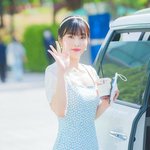 뚱뚱하고 <b>알</b> 있는데  치마 입은 <b>사람</b> 보면