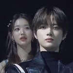 멜뮤 범규 장원영 투샷