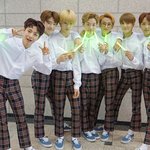 [NCT드림] 마마 보는데 저기서 우리 애들 저기서 <b>공연</b>하는 거 맞나?