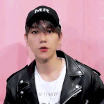 <b>백현</b>