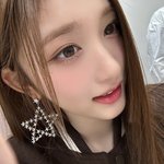 아이브 <b>이서</b> 셀카 장원영 닮았다