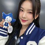 숙대 과잠 입은 숙대입시 <b>아이사</b>
