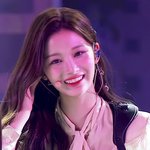 자기<b>주장</b>강한 이목구비