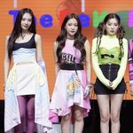 <b>예리</b> 짐살라빔 코디 지금보니까 체형커버 개잘했다
