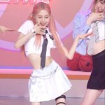 <b>이</b> 여<b>돌</b> 이름 뭐야??