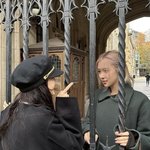 로제랑 리사 에놀라 <b>홈즈</b> 따라한건가?