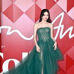 한소희 ㅈㄴ <b>킹</b>름답다
