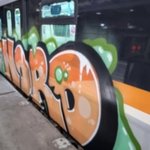 전국 지하철에 연쇄 낙서 외국인 검거