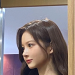 <b>설윤</b> 성형했었어?