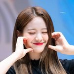 <b>각도</b>를 가리지 않는 미모