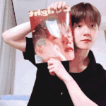 백현은 팬한테 <b>설명</b> 열심히 해줌ㅋㅋㅋ