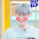 현실 <b>애완</b>남 모먼트 문빈..