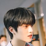 <b>트레저</b> 진짜 잘생겼네