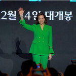 [스타일대결] ﻿아바타2' 시고니 위버, 나<b>비족</b> 소녀로