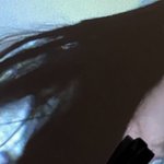 머리 빨리 길러야해서