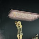 [모두드루와] 오늘 <b>파리콘</b> 로제 솔로 의상