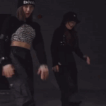 [모두드루와] 샤이니 민호팬이었던 빌리 츠키, 돈콜미 커버.<b>gif</b>