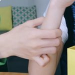 [NCT드림] 손목을 <b>집게</b> 손으로 잡는 씨피가 있다?