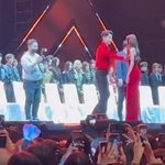 [모두드루와] <b>AAA</b>시상식 "배우님들"만 앉히려고 의자준비하심