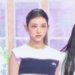 이 얼굴형을 <b>넙데데</b>해보이게 스타일링하네