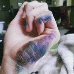 '왼손잡이'<b>라서</b> 세상 서러운 순간들