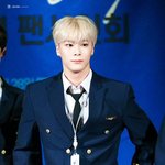 문빈 <b>제복</b>입은 거 ㄹㅇ 치인다