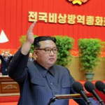 北 "코로나 방역대전 승리" 자찬...김정은 칭송