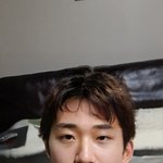 이런 입매도 못<b>생깃</b>으