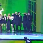 <b>투바투</b> 왜이렇게 커