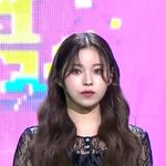 [댓글부탁해] 얜 왜 눈빛에 <b>생기</b>가 없냐
