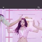 <b>유나</b> 개충격이네
