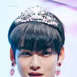 핫한 여돌들도 착용한 <b>D</b><b>사</b> 쥬얼리 착용한 차은우