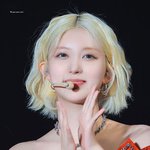 유니크한 비주얼에 <b>주목</b> 받는 여돌들