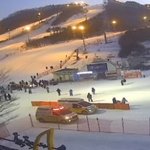[속보] 평창 알펜시아 스키장 <b>리프트</b> 고장…이용객 구조 중