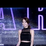 [댓글부탁해] <b>카라</b> 한승연 어깨 뭐임?ㄷㄷ