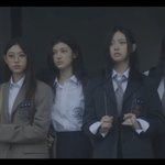 뉴진스 <b>디토</b> 이거랑 비슷하지 않냐