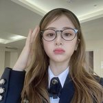 허윤진은 퍼컬 뭘까